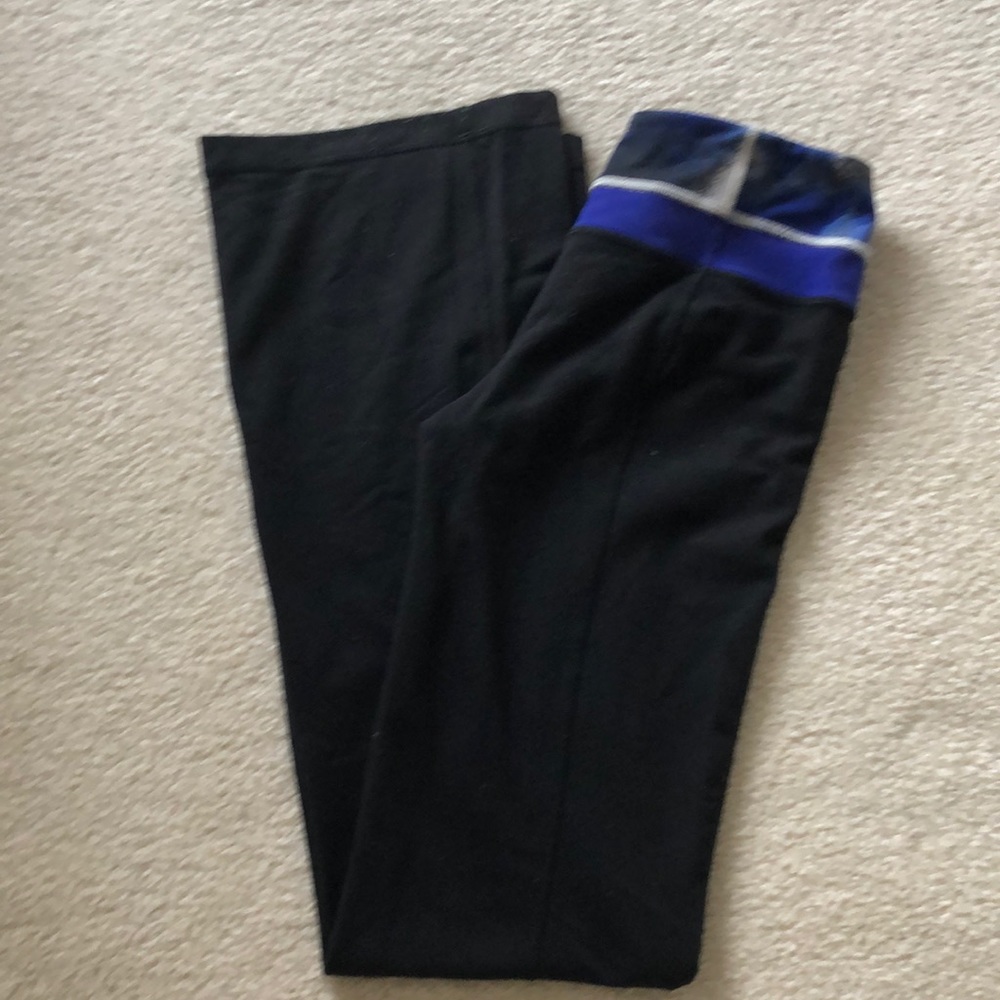 Lululemon yoga pants
